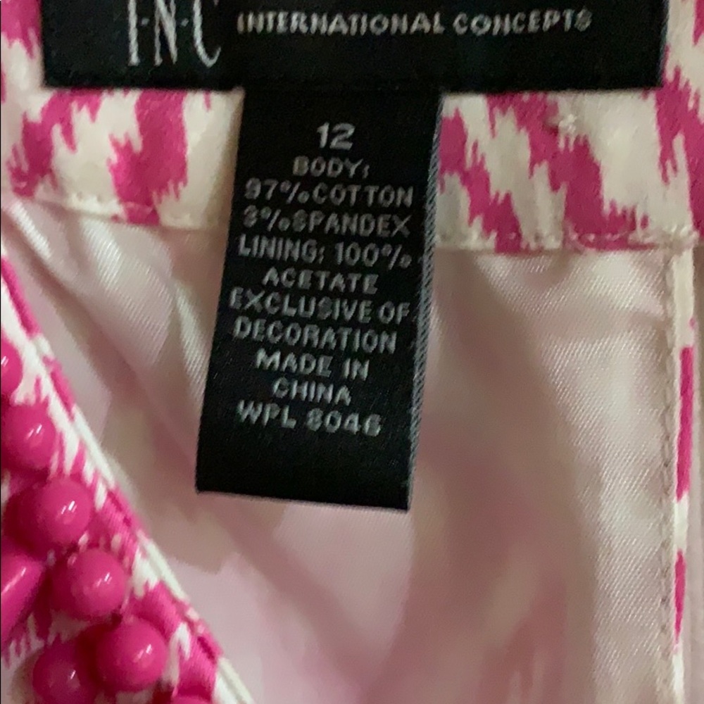 Dress - Picture 3 of 4